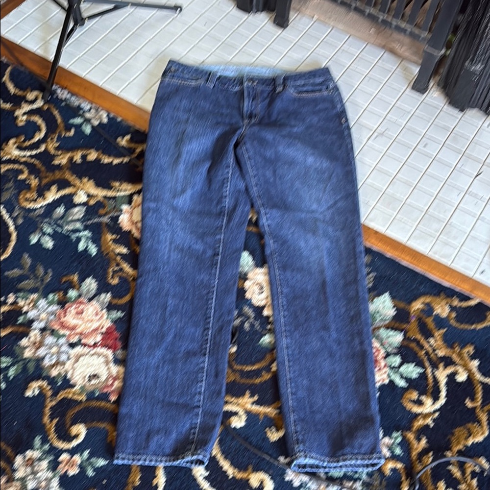 Talbots Boyfriend Jeans  in Classic Blue- worn a few times. Super‎ good shape